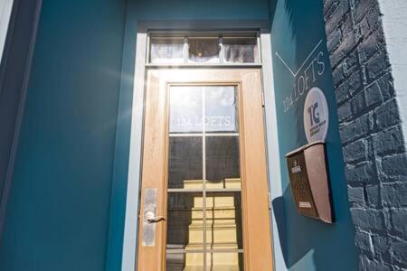 Hip Urban Loft - Small Town Charm -124 Lofts #3 West Dundee Exterior photo