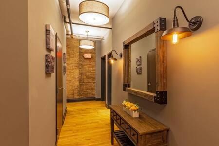 Hip Urban Loft - Small Town Charm -124 Lofts #3 West Dundee Exterior photo